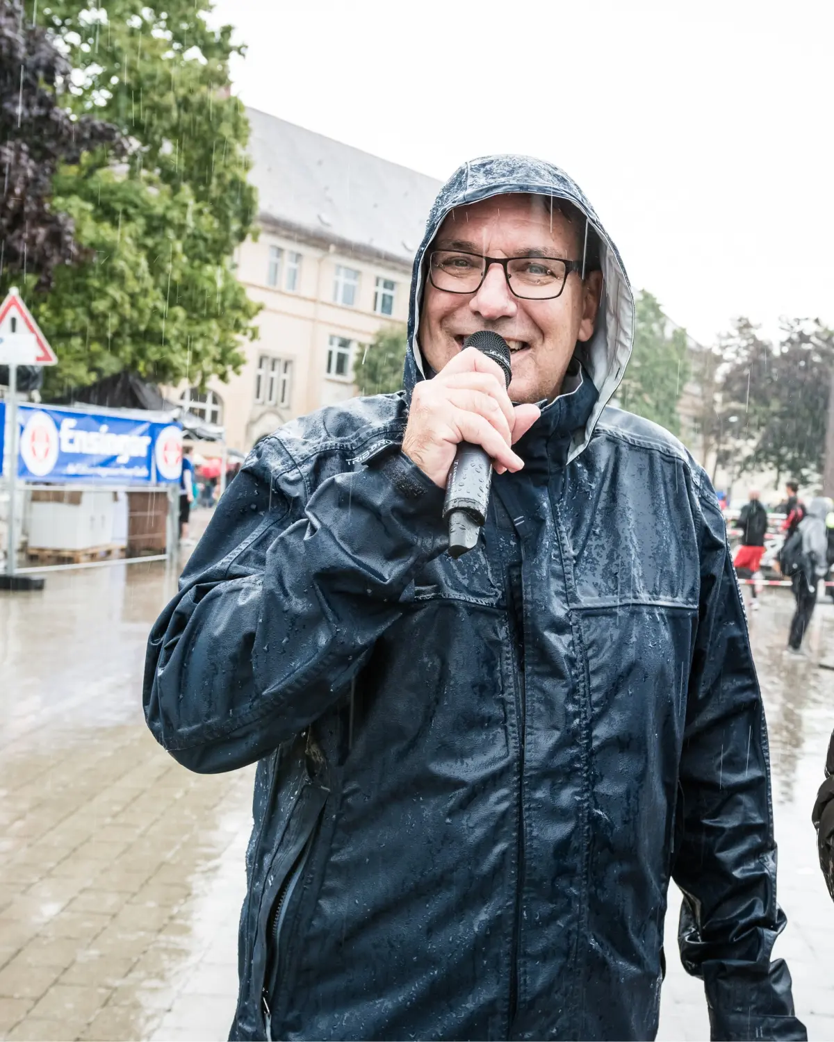 Mann von 10:00 Sportmarketing